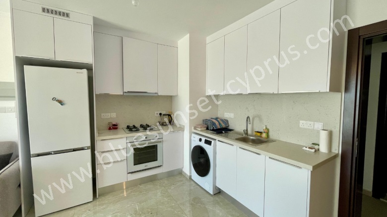 Merkez Gazimağusa Kiralık Daire |  1+1 Oda |Yıllık 500£ Eşyalı  | 1. Kat | Klima | 1 Banyo | 1 Yatak Odası Resim-5