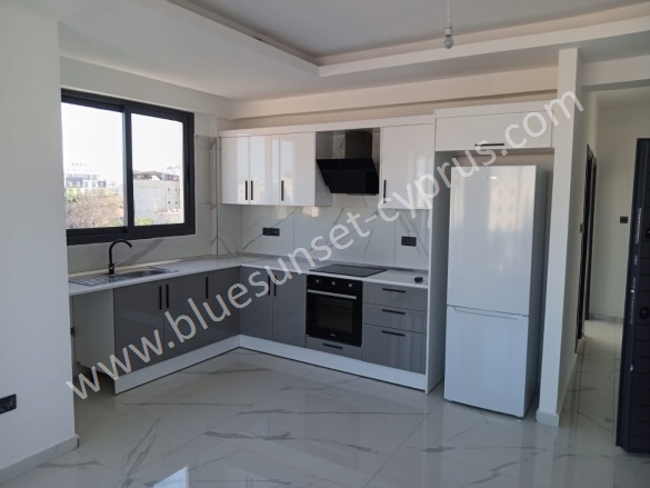 Dumlupınar Gazimağusa Kiralık Daire |  2+1 Oda | 75M2 Yıllık 600£ Eşyalı  | 3. Kat | Klima | 1 Banyo | 2 Yatak Odası Resim-2