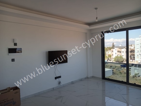 Dumlupınar Gazimağusa Kiralık Daire |  2+1 Oda | 75M2 Yıllık 600£ Eşyalı  | 3. Kat | Klima | 1 Banyo | 2 Yatak Odası Resim-3