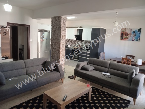 Sakarya  Gazimağusa Satılık Daire |  3+1 Oda | 125M2 70.000£  Krediye Uygun  | 3. Kat | 1 Banyo | 3 Yatak Odası Resim-4