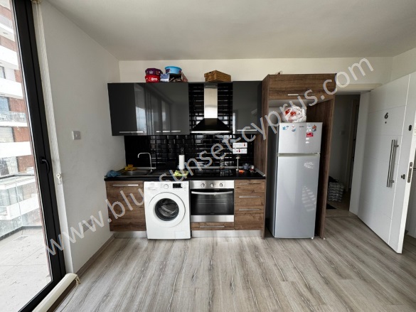 Sakarya  Gazimağusa Satılık Daire |  1+1 Oda | 65M2 70.000£  Krediye Uygun  Eşyalı  | 6. Kat | 1 Banyo | 1 Yatak Odası Resim-2
