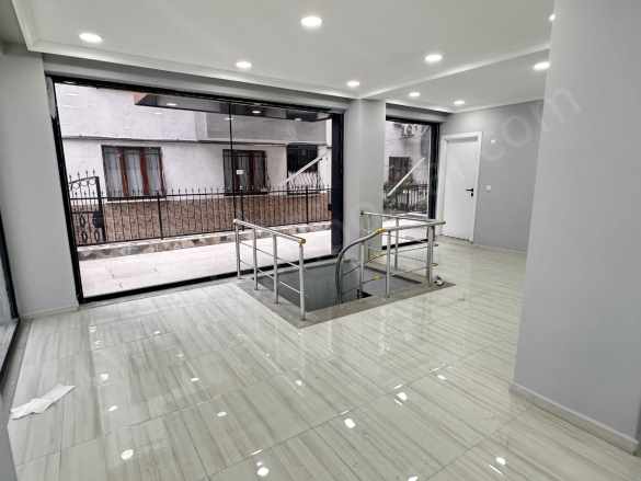 Güneşli 15 Temmuz Mahallesi Satılık Dükkan & Mağaza iş Yeri Depo 120 M2 1+1 Bağcılar