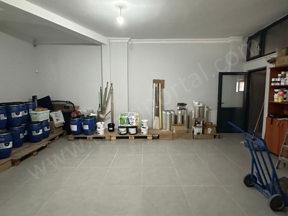 Güneşli Mah. Bağcılar Satılık Dükkan & Mağaza |  1 Oda | 140M2 7.500.000Tl  Krediye Uygun  | Giriş Katı | Doğalgaz(Kombi) Resim-2