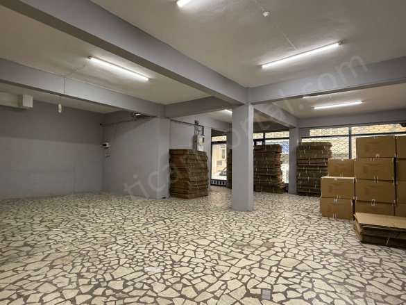 15 Temmuz Mah. Bağcılar Satılık Dükkan & Mağaza |  1+1 Oda | 200M2 4.995.000Tl | Giriş Katı Resim-4