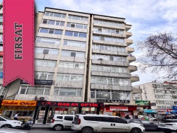 Çankaya Kızılay Mah. Satılık Ofis / Büro 3 260 M2 | 8. Kat | Doğalgaz(Kombi) | 2 Banyo