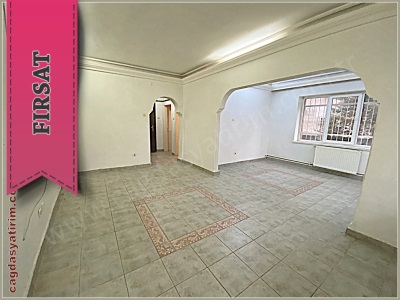 Çağdaş Tan Satılık Ofis  Büro İşyeri Kolej Cemre Sok Kombili Ön Cephe 3+1 Çankaya Kültür Mah