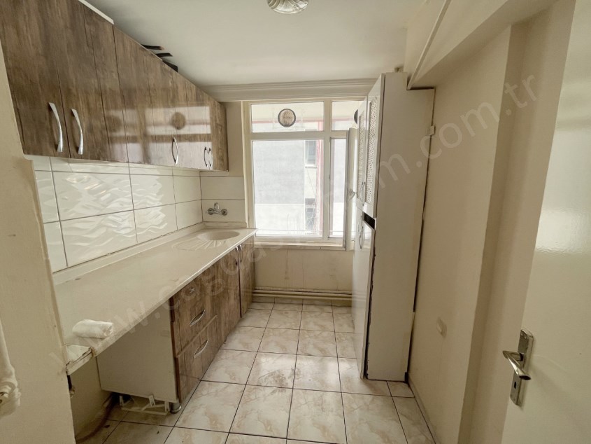 ÇAĞDAŞ TAN KIZILAY İZMİR CAD. ÖN CEPHE KİRALIK 3+1 İŞYERİ