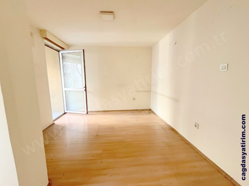ÇAĞDAŞ  TAN KIZILAY, MİTHATPAŞA CAD. ÜZERİ ÖN CEPHE SATILIK 1+1 İŞYERİ