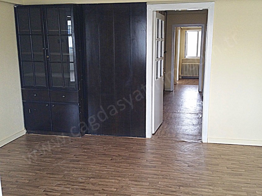 ÇAĞDAŞ TAN SATILIK KIZILAY MİTHATPAŞA DA 450 M2 KAPALI TERASLI