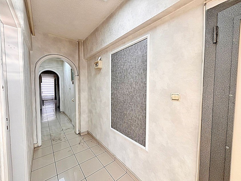 ÇAĞDAŞ TAN KIZILAY MİTHATPAŞA DA KİRALIK ÖN CEPHE 3+1 OFİS