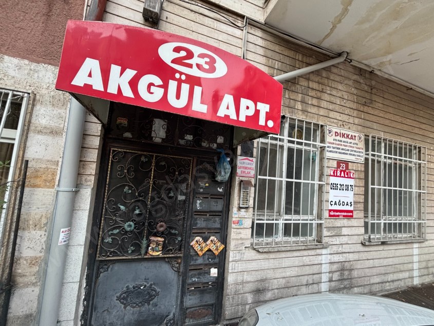 ÇAĞDAŞ TAN KOLEJ METROSUNA 5. BİNA DA KATTA 2+1 KİRALIK DAİRE