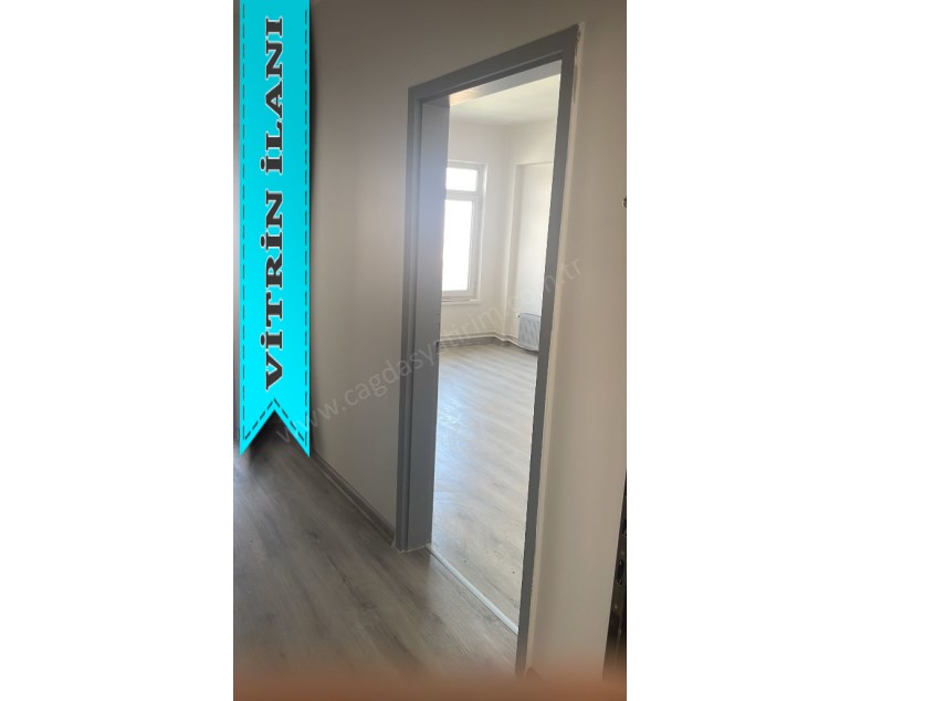 ÇAĞDAŞ TAN KOLEJ METROSUNA 5. BİNA DA KATTA 2+1 KİRALIK DAİRE