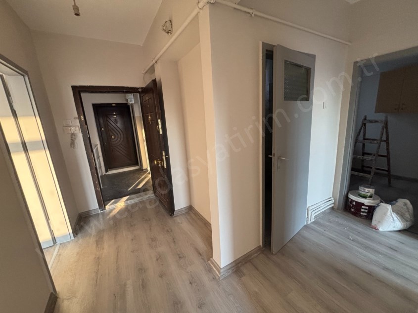 ÇAĞDAŞ TAN KOLEJ METROSUNA 5. BİNA DA KATTA 2+1 KİRALIK DAİRE