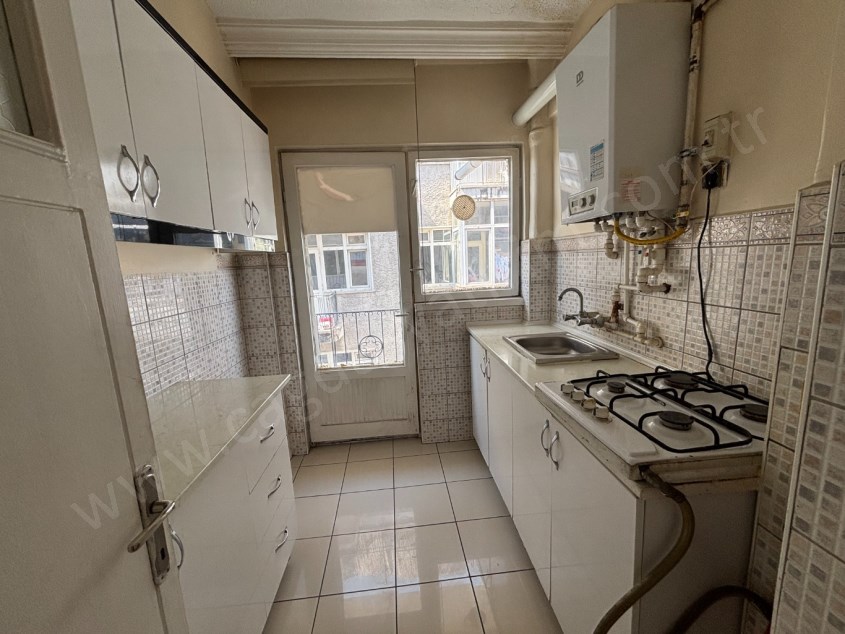 ÇAĞDAŞ TAN KIZILAY MİTHATPAŞA DA KİRALIK DAİRE