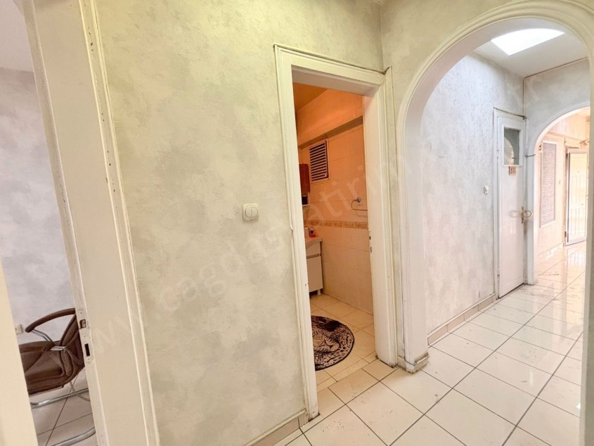 ÇAĞDAŞ TAN KIZILAY MİTHATPAŞA DA KİRALIK DAİRE