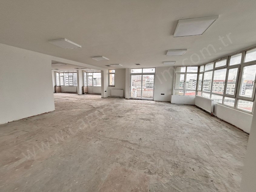 ÇAĞDAŞ TAN SATILIK KIZILAY DA 350M2 AÇIK ALAN İŞYERİ