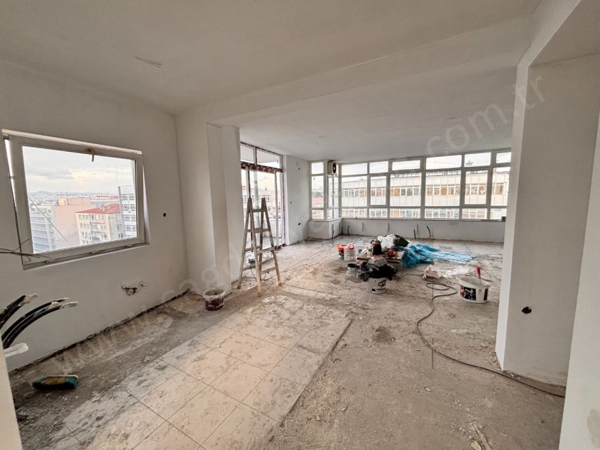 ÇAĞDAŞ TAN SATILIK KIZILAY DA 350M2 AÇIK ALAN İŞYERİ