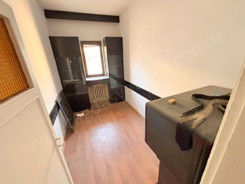 ÇAĞDAŞ TAN KİRALIK KIZILAY, SAKARYA CAD. 36.13 DE KATTA 3+1, ASANSÖRLÜ, KOMBİLİ