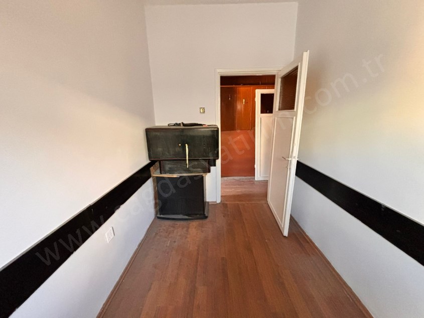 ÇAĞDAŞ TAN KİRALIK KIZILAY, SAKARYA CAD. 36.13 DE KATTA 3+1, ASANSÖRLÜ, KOMBİLİ