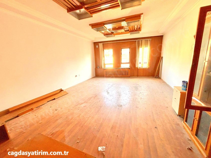 ÇAĞDAŞ TAN KİRALIK KIZILAY, SAKARYA CAD. 36.13 DE KATTA 3+1, ASANSÖRLÜ, KOMBİLİ