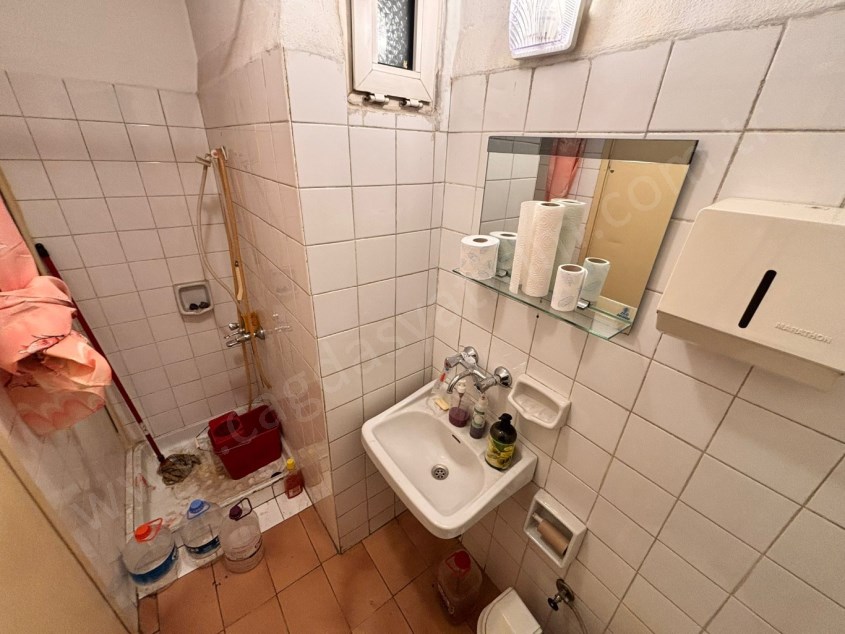 ÇAĞDAŞ TAN KİRALIK MİTHATPAŞA CAD. ÜZERİNDE ÖN CEPHE 2+1 OFİS