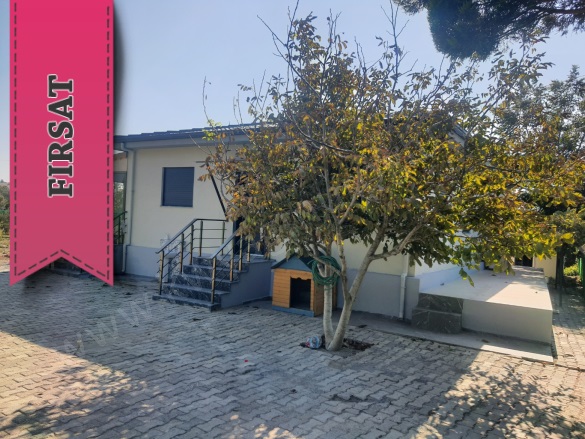 Düzce Mah. Seferihisar Satılık Çiftlik |  3+1 Oda | 1556M2 22.750.000Tl Eşyalı  | Villa Ve Müstakil | Yerden Isıtma | 1 Banyo | 3 Yatak Odası Resim-4