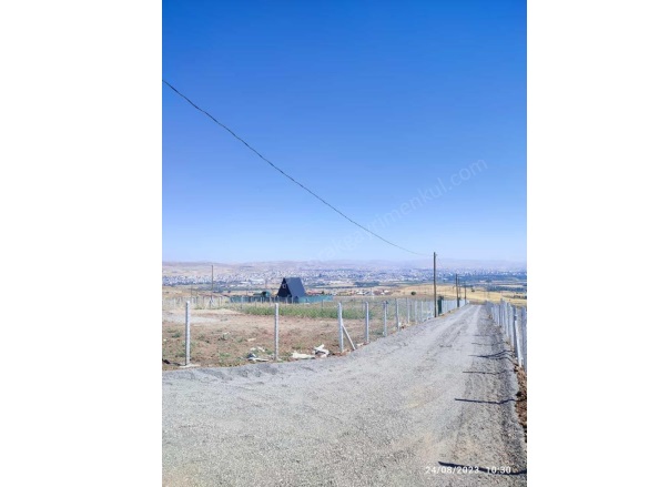 Yenice Köyü Sivas Satılık Tarla |  1080M2 980.000Tl Resim-3