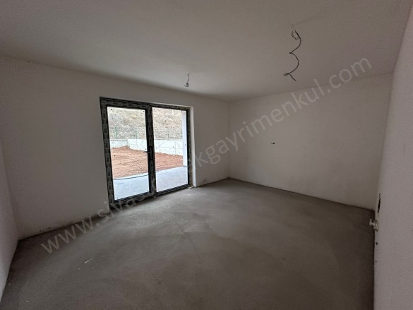 Abdallar Mah-Karayün Köyü. Sivas Satılık Villa |  5+1 Oda | 350M2 8.000.000Tl | Doğalgaz(Kombi) Resim-4