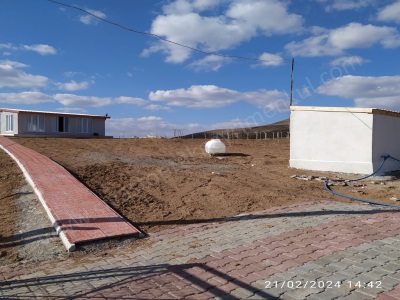 Himmetfakıda Ev Ve Satılık Tarla Merkez Himmetfakı Köyü Sivas Toprak Gayrimenkul