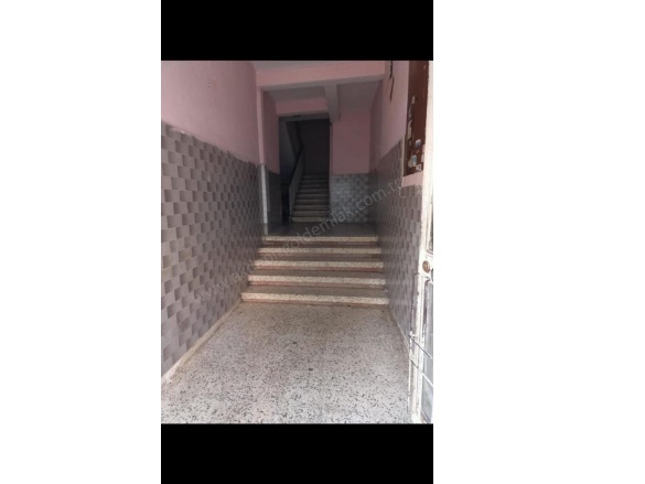 Barış Mah. Akdeniz Satılık Daire |  3+1 Oda | 140M2 1.295.000Tl  Krediye Uygun  | 2. Kat | Klima | 1 Banyo | 1 Yatak Odası Resim-4