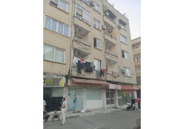 Barış Mah. Akdeniz Satılık Daire |  3+1 Oda | 140M2 1.295.000Tl  Krediye Uygun  | 2. Kat | Klima | 1 Banyo | 1 Yatak Odası Resim-5