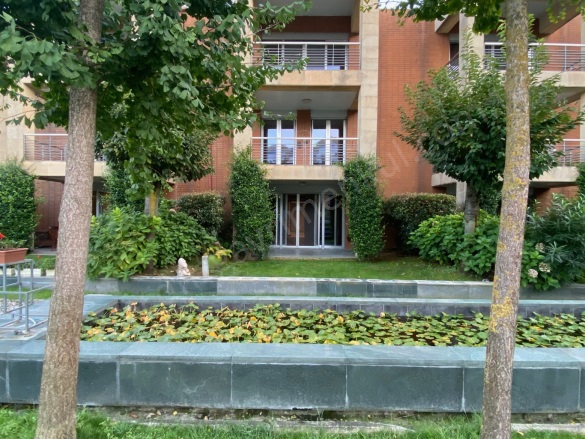 Göktürk Merkez Mah. Eyüpsultan Kiralık Villa |  6+1 Oda | 420M2 Aylık 240.000Tl  Krediye Uygun  | Bahçe Katı | Doğalgaz(Kombi) | 5 Banyo | 6 Yatak Odası Resim-3