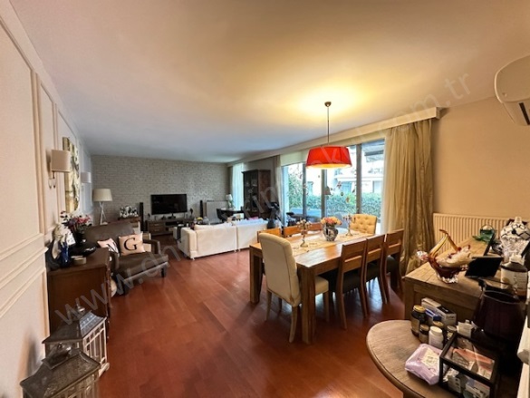 Göktürk Merkez Mah. Eyüpsultan Satılık Daire |  4+1 Oda | 280M2 29.750.000Tl  Krediye Uygun  | Bahçe Katı | Doğalgaz(Kombi) | 2 Banyo | 4 Yatak Odası Resim-1