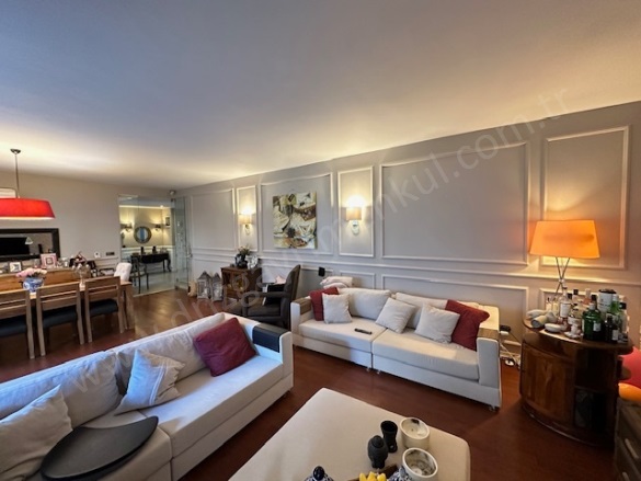 Göktürk Merkez Mah. Eyüpsultan Satılık Daire |  4+1 Oda | 280M2 29.750.000Tl  Krediye Uygun  | Bahçe Katı | Doğalgaz(Kombi) | 2 Banyo | 4 Yatak Odası Resim-3