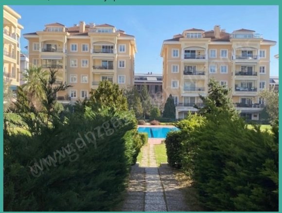 Göktürk Merkez Mah. Eyüpsultan Kiralık Daire |  4+1 Oda | 240M2 Aylık 175.000Tl  Krediye Uygun  | 2. Kat | Doğalgaz(Kombi) | 2 Banyo | 4 Yatak Odası Resim-5