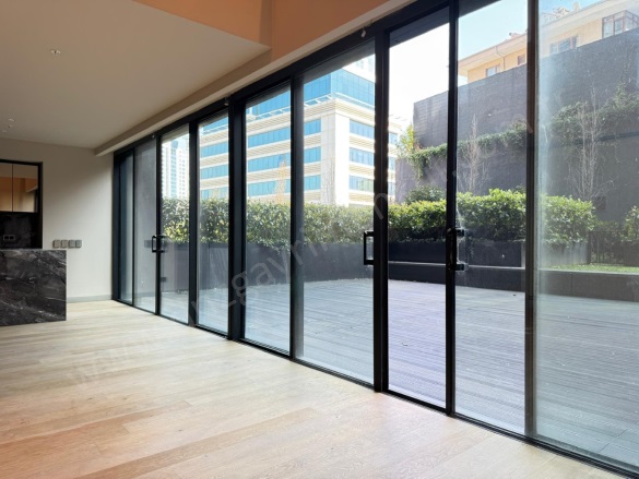 Teşvikiye Mah. Şişli Satılık Daire |  3+1 Oda | 341M2 75.000.000Tl  Krediye Uygun  | 1. Kat | Merkezi Isınma(Pay Ölçer) | 3 Banyo | 3 Yatak Odası Resim-1