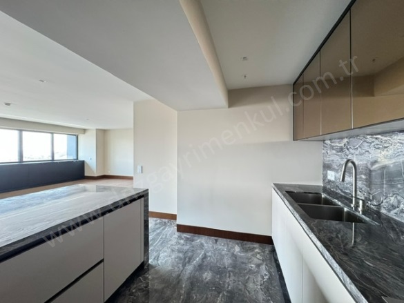 Teşvikiye Mah. Şişli Satılık Daire |  3.5+1 Oda | 314M2 122.950.000Tl  Krediye Uygun  | 16. Kat | Merkezi Isınma(Pay Ölçer) | 3 Banyo | 3 Yatak Odası Resim-2