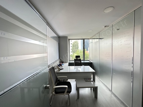 Mecidiyeköy Mah. Şişli Satılık İşyeri |  1 Oda | 528M2 50.000.000Tl  Krediye Uygun  | 3. Kat | Merkezi Isınma(Pay Ölçer) | 2 Banyo Resim-2