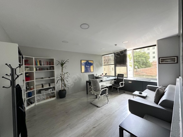 Mecidiyeköy Mah. Şişli Satılık İşyeri |  1 Oda | 528M2 50.000.000Tl  Krediye Uygun  | 3. Kat | Merkezi Isınma(Pay Ölçer) | 2 Banyo Resim-3