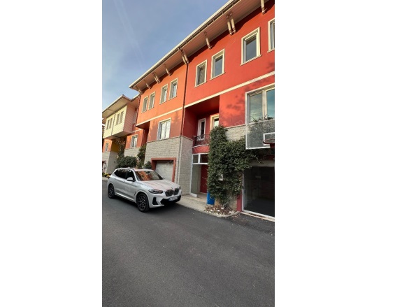 Göktürk Merkez Mah. Eyüpsultan Kiralık Villa |  5+2 Oda | 385M2 Aylık 300.000Tl  Krediye Uygun  | Villa | Doğalgaz(Kombi) | 4 Banyo | 5 Yatak Odası Resim-2