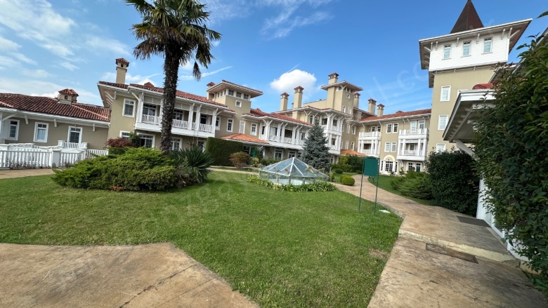 Göktürk Merkez Mah. Eyüpsultan Satılık Daire |  3.5+1 Oda | 235M2 72.000.000Tl | Bahçe Katı | Merkezi Isınma(Pay Ölçer) | 2 Banyo | 3 Yatak Odası Resim-4