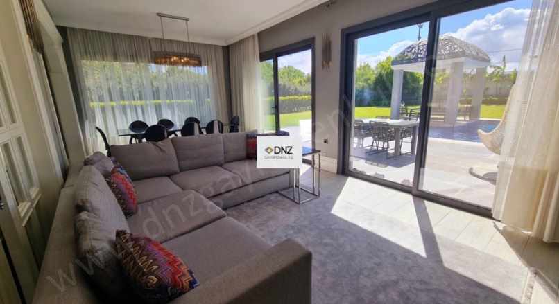 Dnz A Ş izmir Urla Atatürk Mah 4000 M2 Arsada Malikhane 6+1 Satılık Müstakil Ev