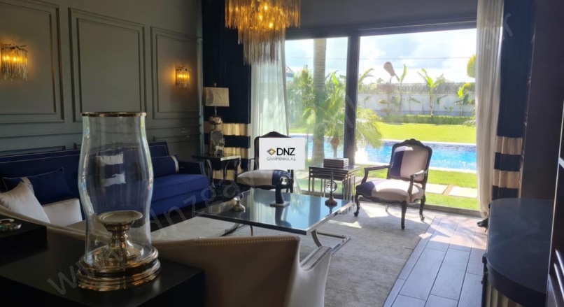 Atatürk Mah. Urla Satılık Müstakil Ev |  6+1 Oda | 800M2 160.000.000Tl  Krediye Uygun  Eşyalı  | Villa | Yerden Isıtma | 6 Banyo | 6 Yatak Odası Resim-4