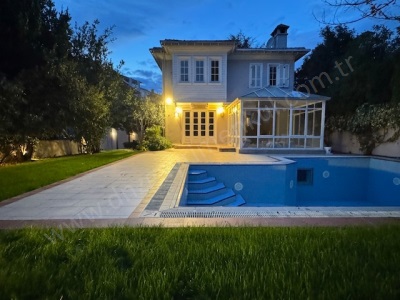 Kemer Country Satılık Villa Havuzlu 4+2 Eyüpsultan Göktürk Merkez Mah