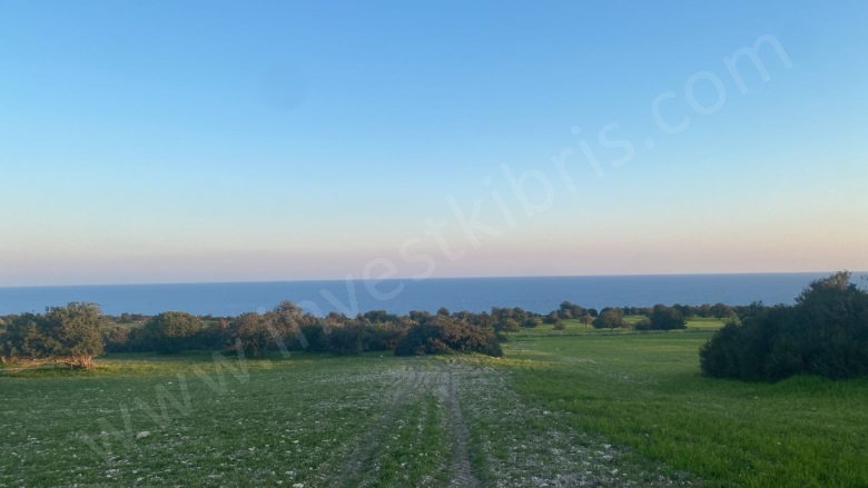 Kaleburnu  Kaleburnu  Satılık Tarla |  18777M2 12.000£ Resim-1