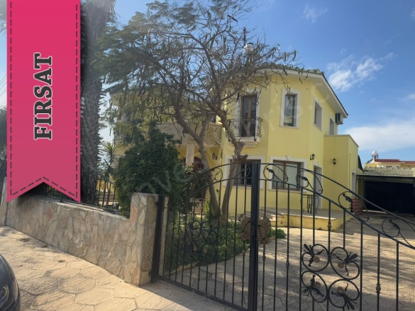 Merkez  Bahceler Satılık Villa |  3+1 Oda | 570M2 550.000£ Eşyalı  | 2 Banyo | 3 Yatak Odası Resim-3