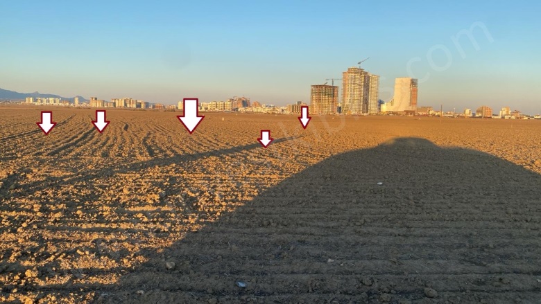 Long Beach  Long Beach Satılık Arazi |  24000M2 350.000£ İmarlı  Resim-3