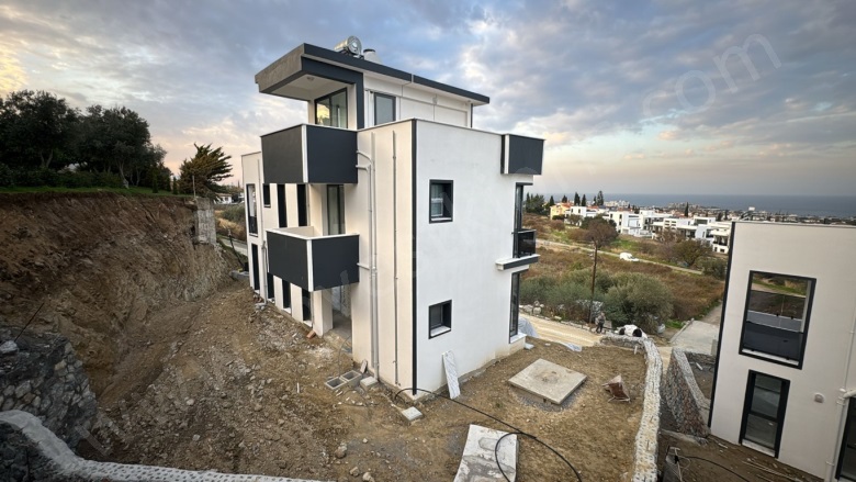 Yeşiltepe---Elya Yeşiltepe---Elya Satılık Villa |  4+1 Oda | 505M2 550.000£ | 3 Banyo | 4 Yatak Odası Resim-2