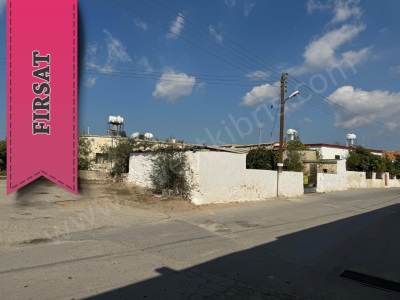 Çok Amaçlı Eko Köy Merkezinde Müstakil Kemerli Geniş Bahçeli Ev Yüksek İmarlı 3+1 Satılık Buyukkonuk