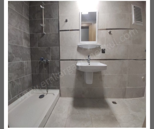 Doğancı Köyü Tirebolu Kiralık Daire |  3+1 Oda | 120M2 Aylık 16.000Tl  Krediye Uygun  | 4. Kat | Merkezi Isınma | 2 Banyo | 3 Yatak Odası Resim-3